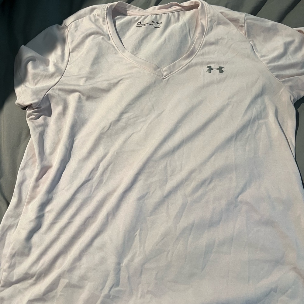 Under Armour Light pink active shirt